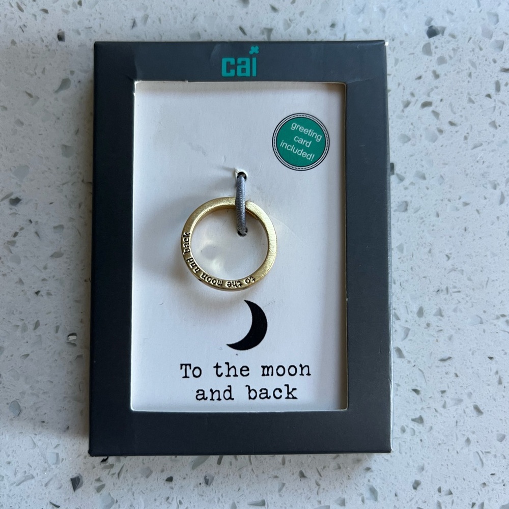 Cai Gold Ring Pendant + Gift Card